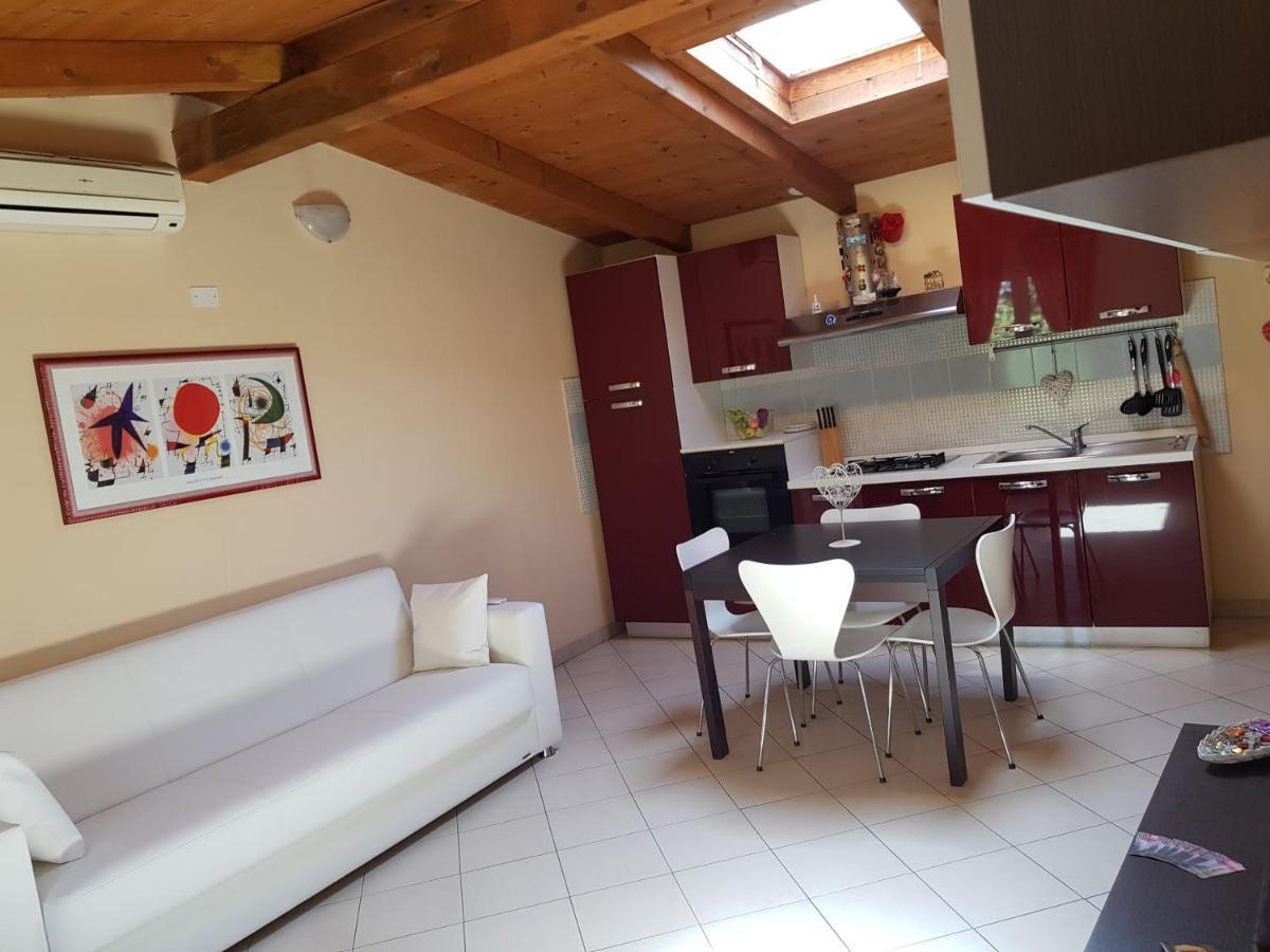 Andrea'S Apartments - Chiasserini Milan Luaran gambar