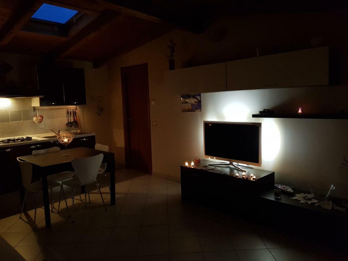 Andrea'S Apartments - Chiasserini Milan Luaran gambar